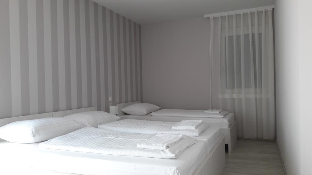 Sun Apartments Мостар Екстер'єр фото